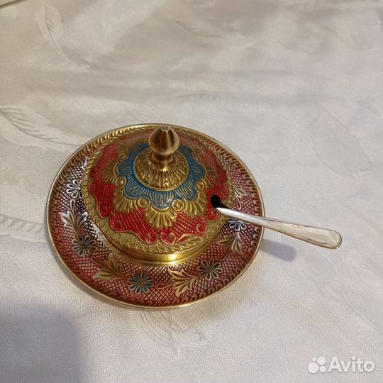 Масленка-икорница