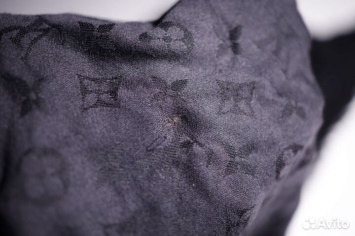 Шарф платок палантин Louis Vuitton оригинал 130см