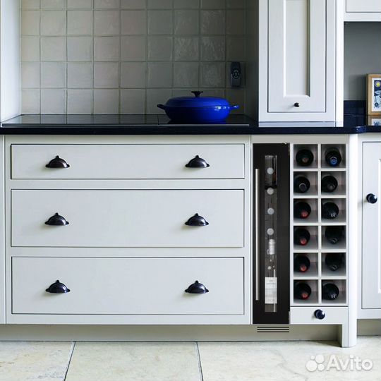 Винный шкаф Dunavox dauf-9.22B