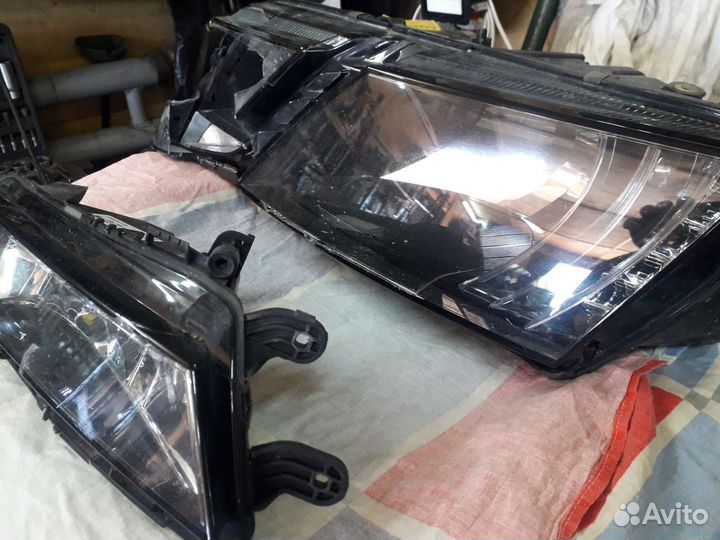 Фара шкода А7