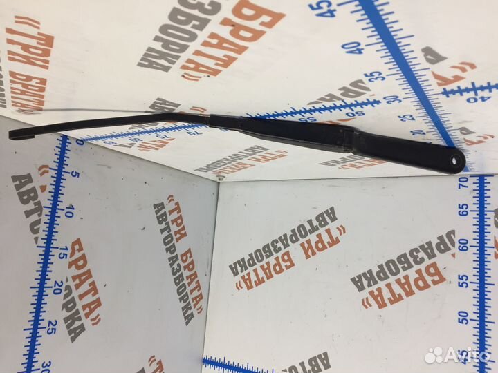 Рено Кангу Держатель дворника левый Лев