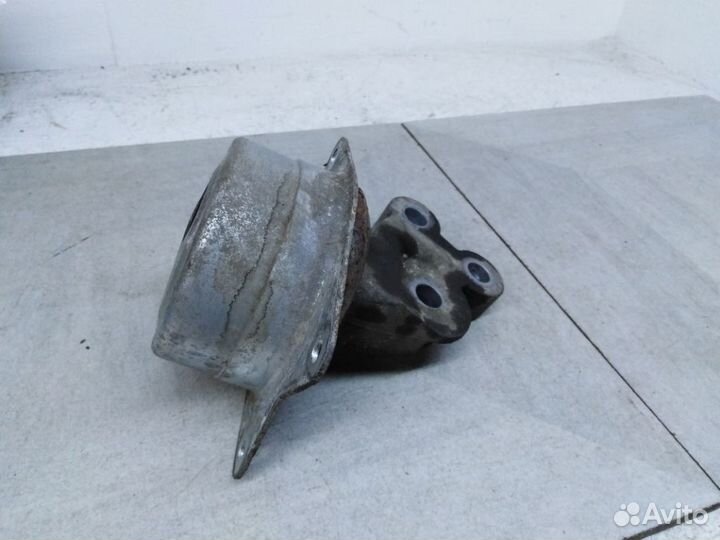 Опора двигателя 9156924 Опель