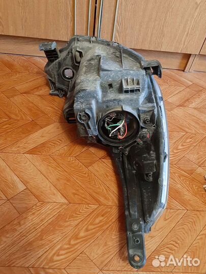 Hyundai solaris фара левая