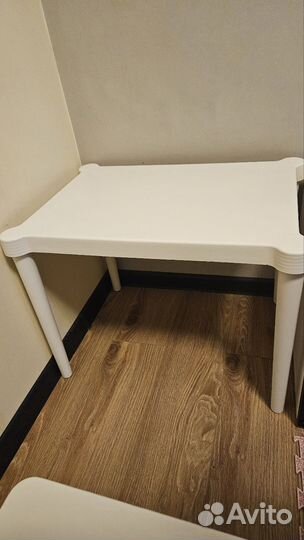 Детский стол и стул IKEA