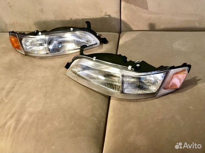 Фары / Повторители (Новые) Комплект Mark 2 jzx90