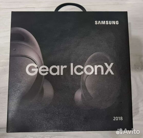 Беспроводные наушники Samsung Gear IconX