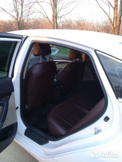 Чехлы на hyundai i40