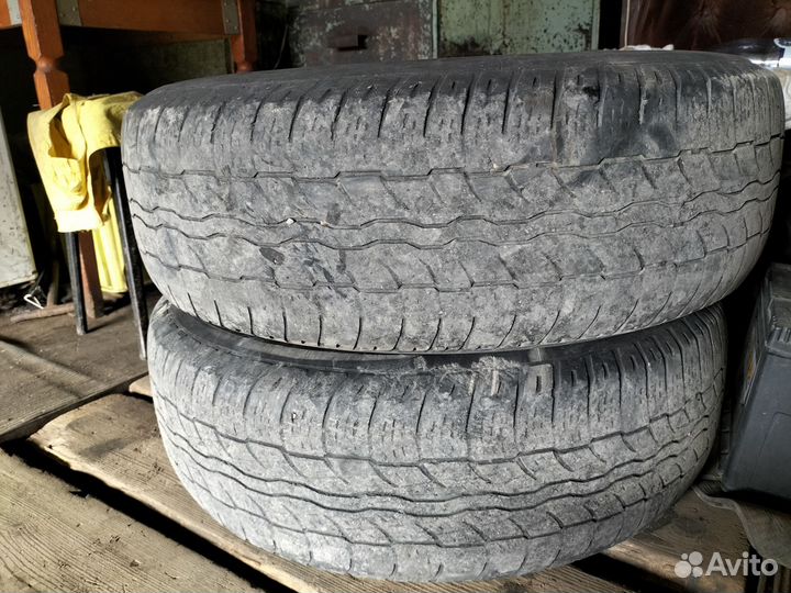 Bridgestone Dueler H/T 225/70 R16