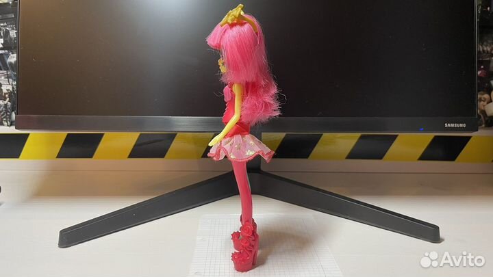 Кукла Equestria girls Радужный Рок Роузлак