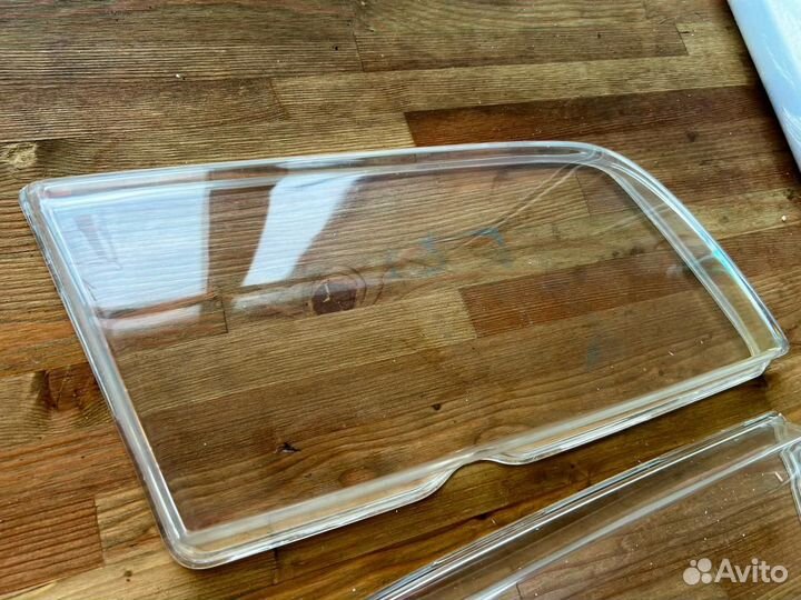 Стекла фар на Мерседес 202w без рифления под линзы