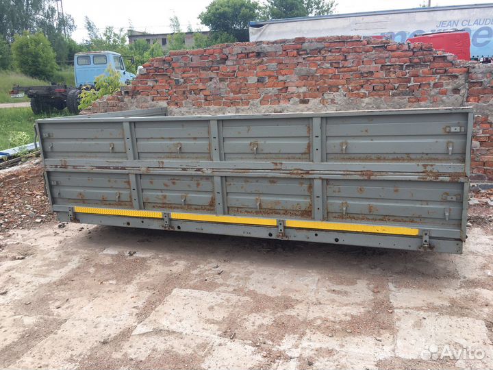 Кузов бортовой