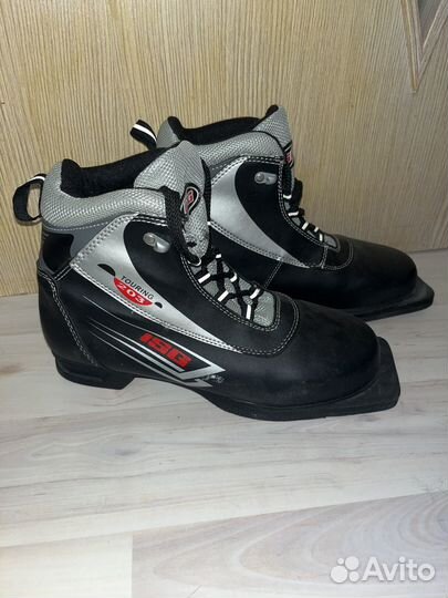 Лыжи с палками