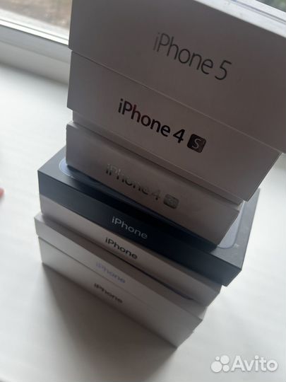 Запчасти и коробки для iPhone