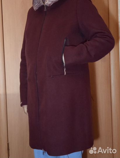 Пальто женское демисезонное с капюшоном 48 размер