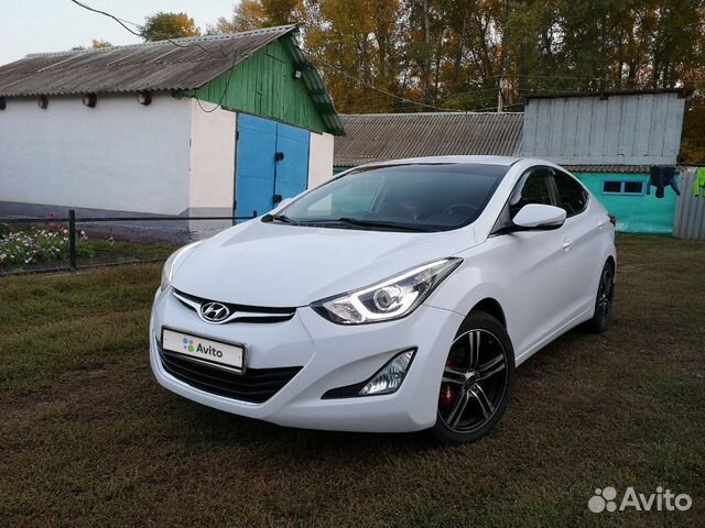 Элантра авито ростов. Hyundai Elantra 2014. Хендай Элантра 2014 белая. Hyundai Elantra белая. Элантра 2012 белый тюнинг.