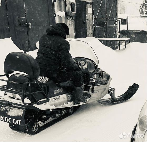 Продам Снегоход Arctic Cat