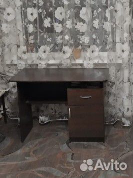 Письменный стол