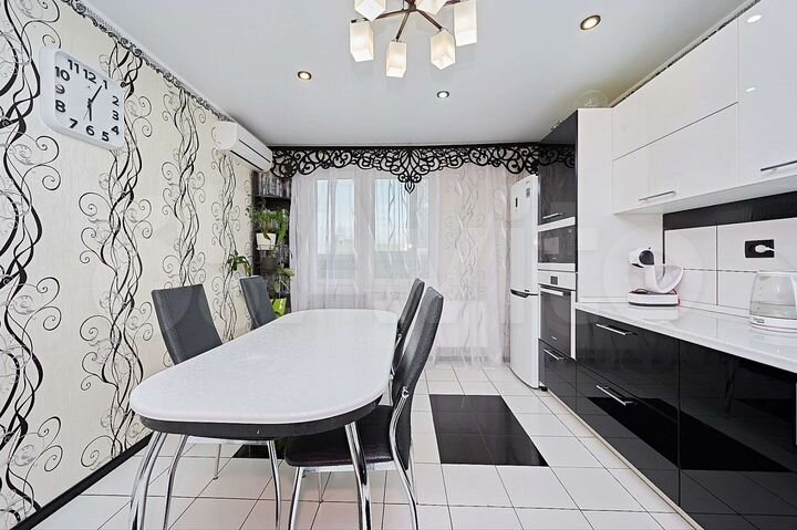 2-к. квартира, 69,3 м², 16/16 эт.