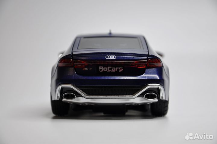 Модель автомобиля Audi RS7 Sportback металл