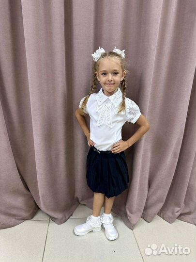 Белая школьная блузка (новая)