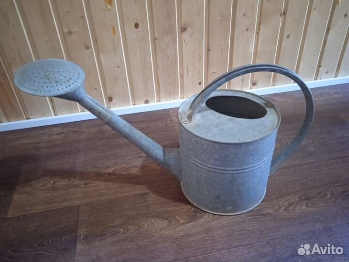 Лейка садовая винтаж