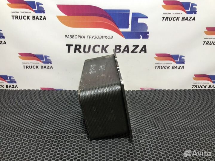 Радиатор масляный Daf XF106