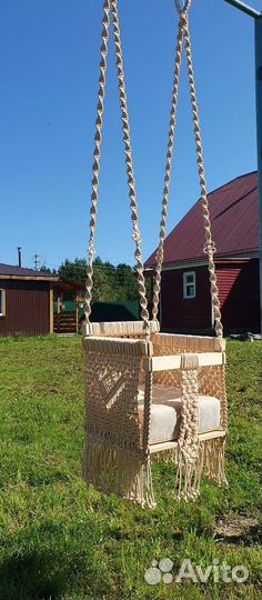 Детские качели для улицы и дома