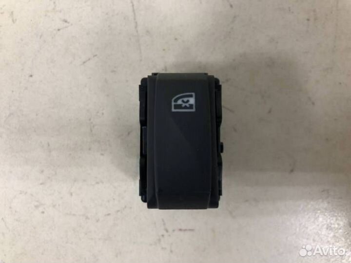 Кнопка многофункциональная Renault Logan 2 2014