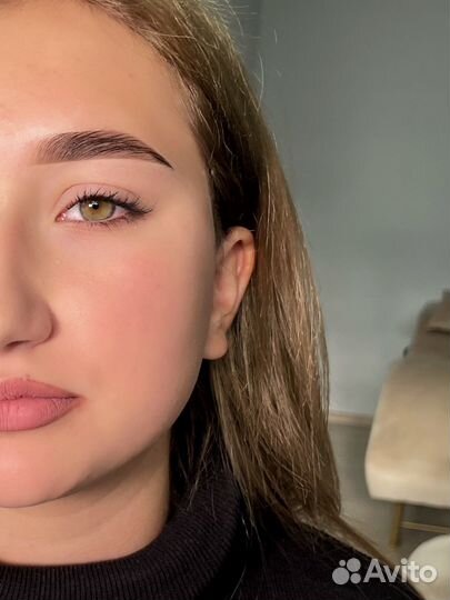 Мастер бровист