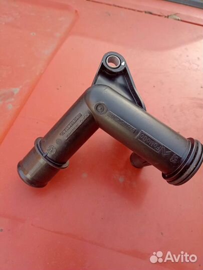 Фланец (тройник) системы охлаждения Citroen Peugeo