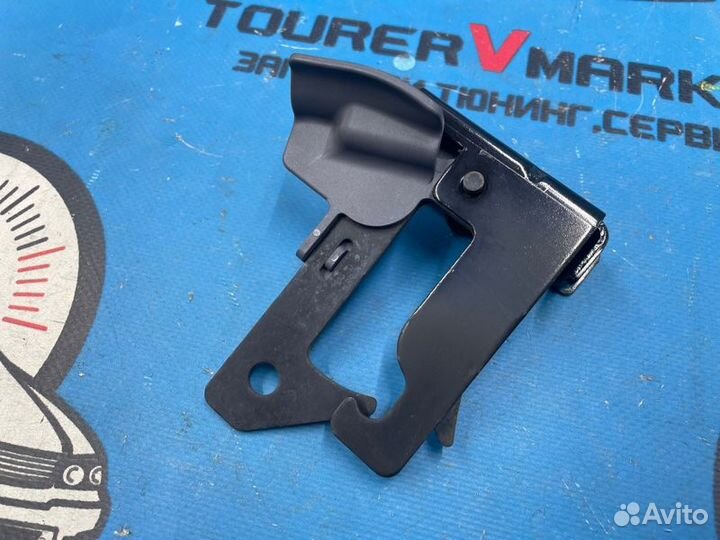 Крюк замка капота Mercedes-Benz C-Class WDD205