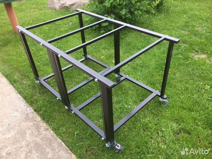 Стойка рековая на 24 юнита