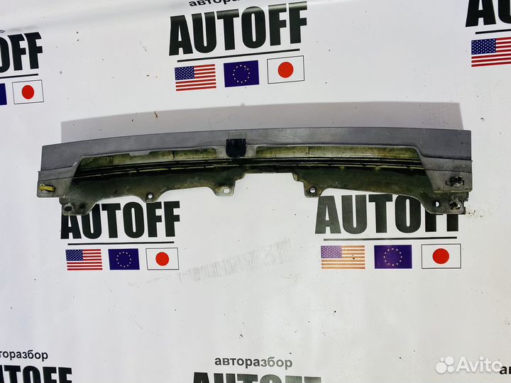 Решетка радиатора Toyota Vista SV30