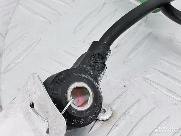 Датчик детонации Volkswagen Passat B3 1997