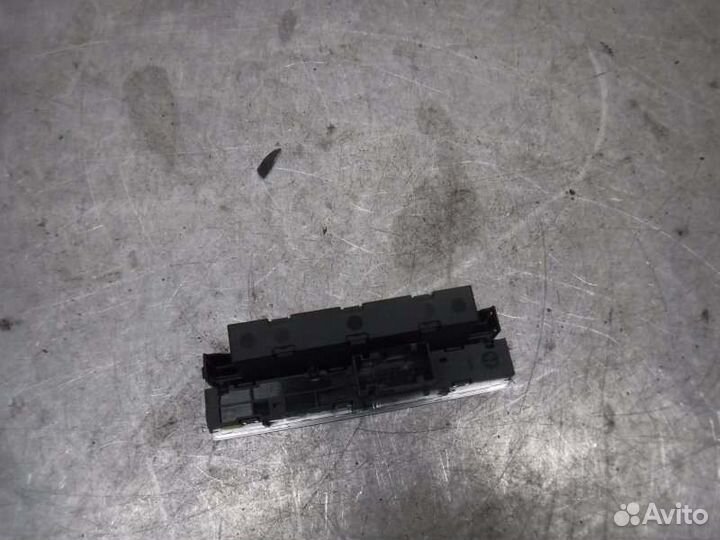Блок кнопок Volkswagen Tiguan cava 2009