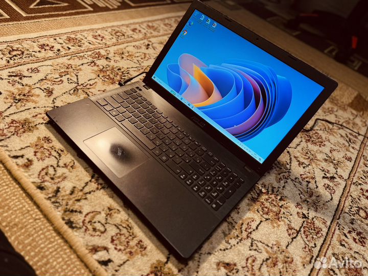 Бизнес Ноутбук Asus intel/8гб/120гб ssd