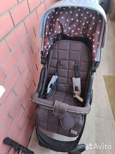 Коляска прогулочная Kira star