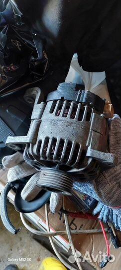 Продавец автозапчастей