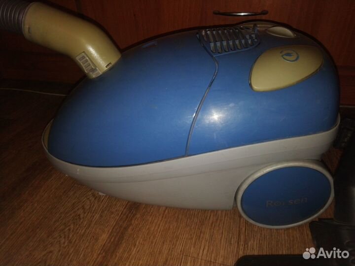 Пылесос Rolsen