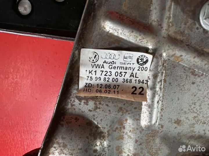 Педаль тормоза Skoda Yeti 1.2 CBZ 2011