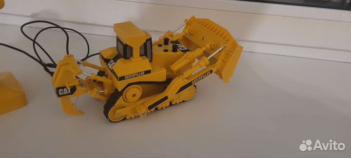 Бульдозер CAT