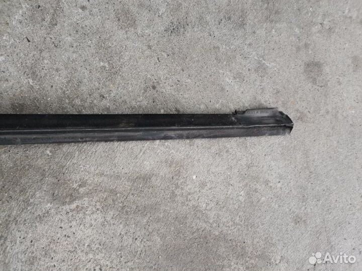Молдинг двери задний левый Ford Focus 2 Рестайлинг