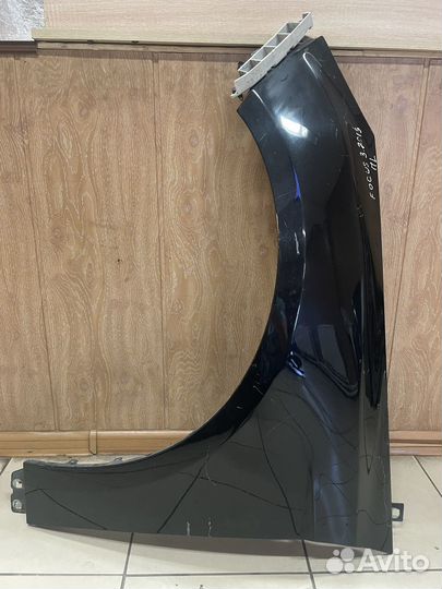 Крыло переднее левое Ford Focus 3 1729701