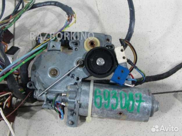 Моторчик люка Пежо 605