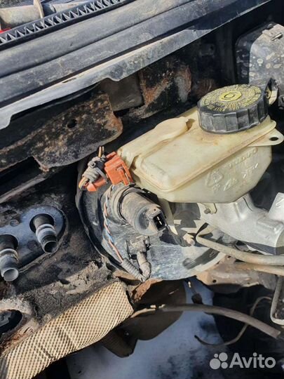 Volvo XC70 Вакуумный усилитель тормозов