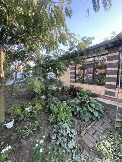 Дом 400 м² на участке 7 сот.