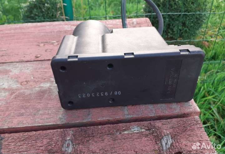 Насос центрального замка ауди 100 с4 на 2 фишки
