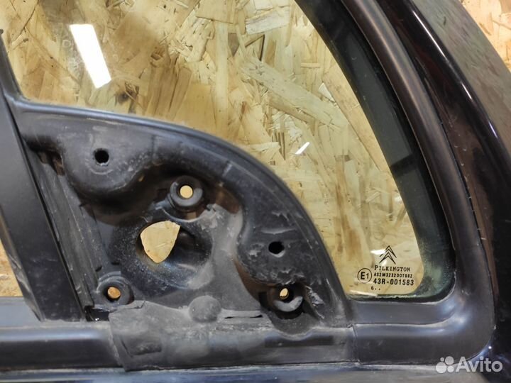 Дверь передняя правая Citroen C3