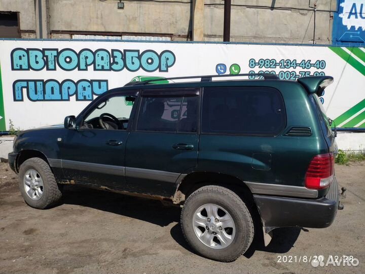 Стекло двери задней правой Toyota Land Cruiser 100