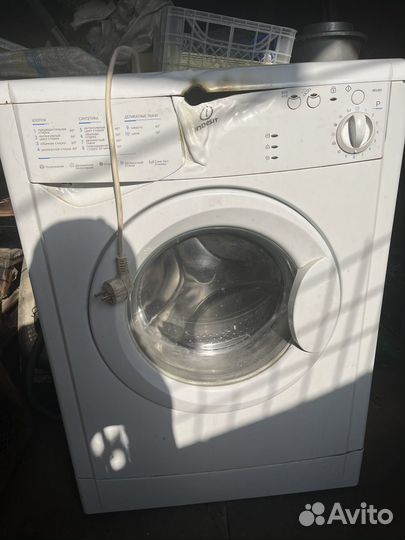 Стиральная машина indesit